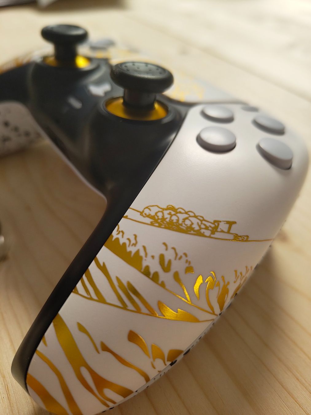 Sony Controller: PS5 Controller Custom  ''Wave'' Design - Top - wie neu! – Nuovo (secondo la descrizione) da Sargans venduto da ver_ncy5 3
