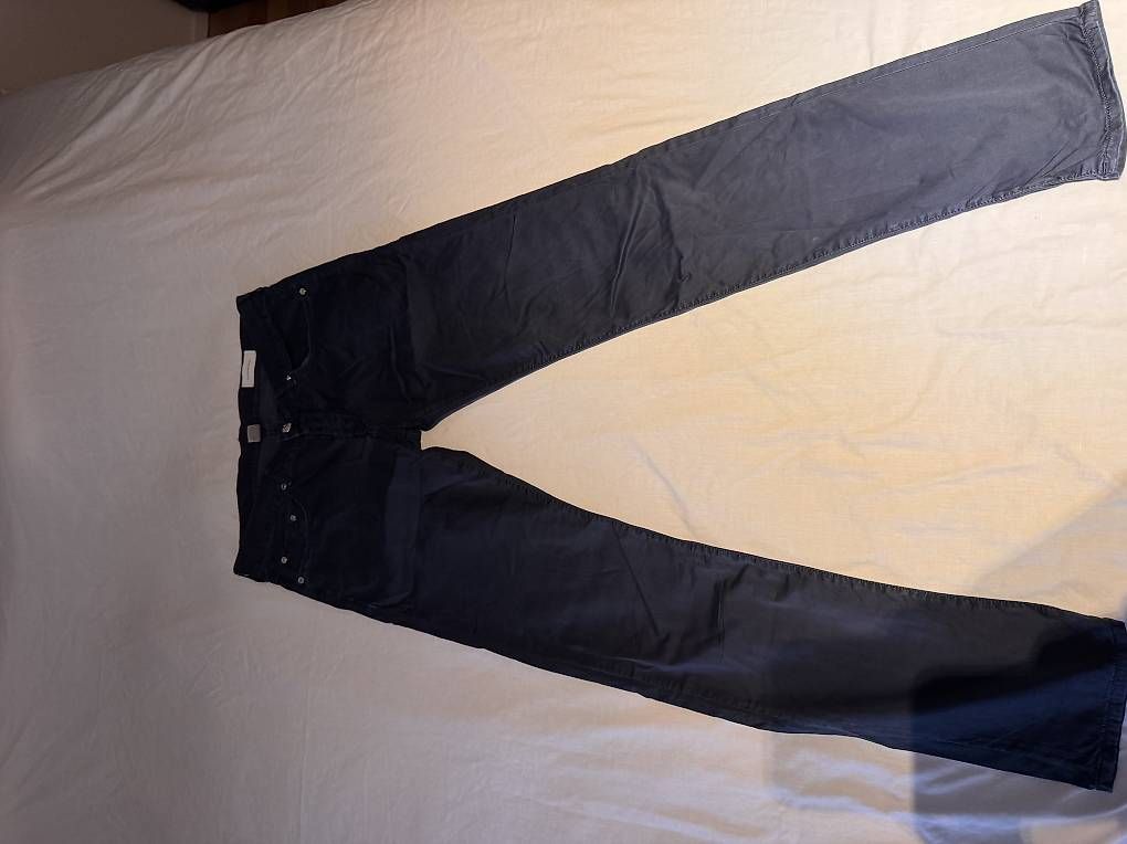 Pantaloni: Hose Baldessarini  – Usato da Regensdorf venduto da Jazmyn307