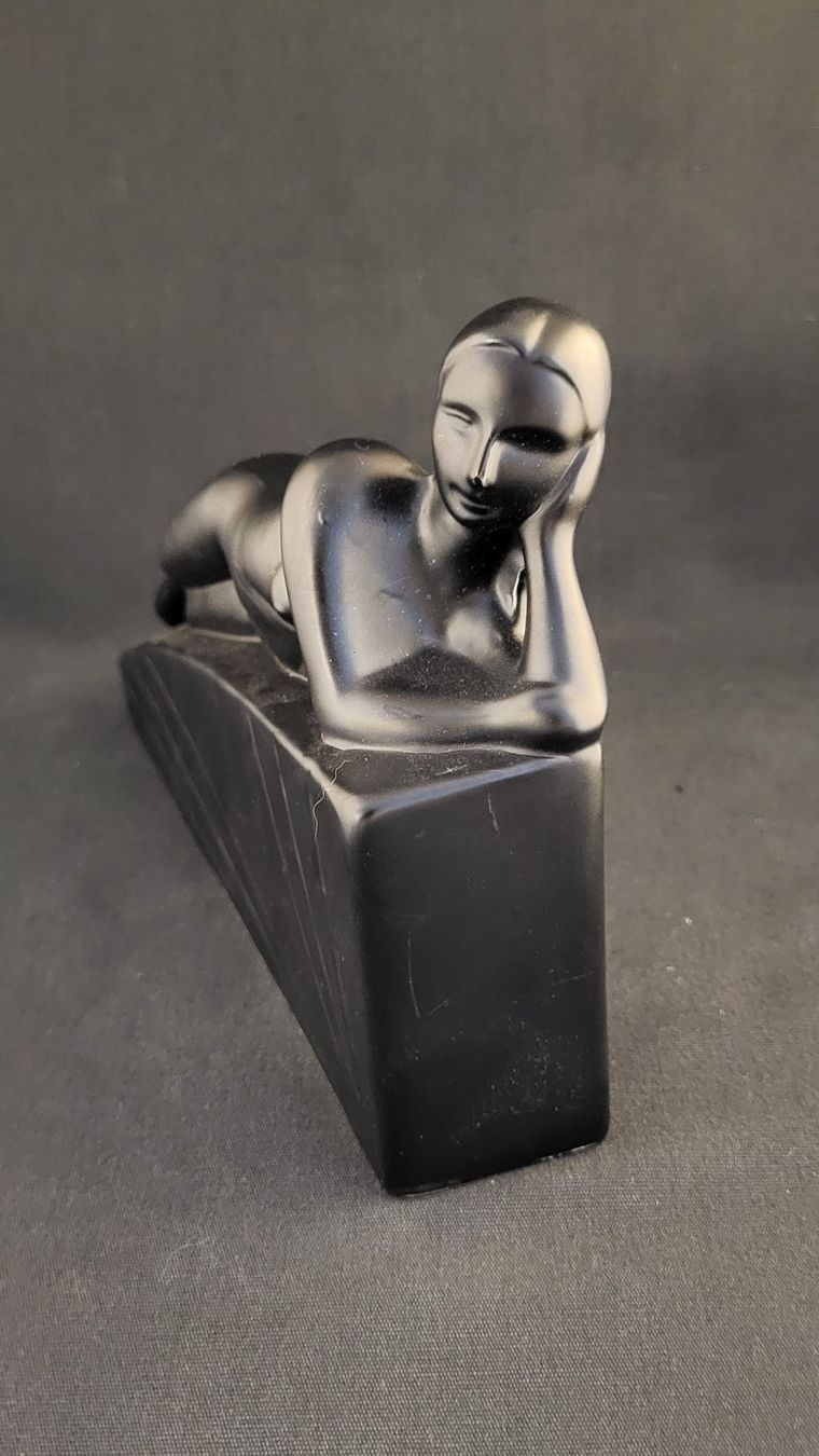 Statuette: Liegender Akt ART DEKO – Usato da Basel venduto da spinne02 2
