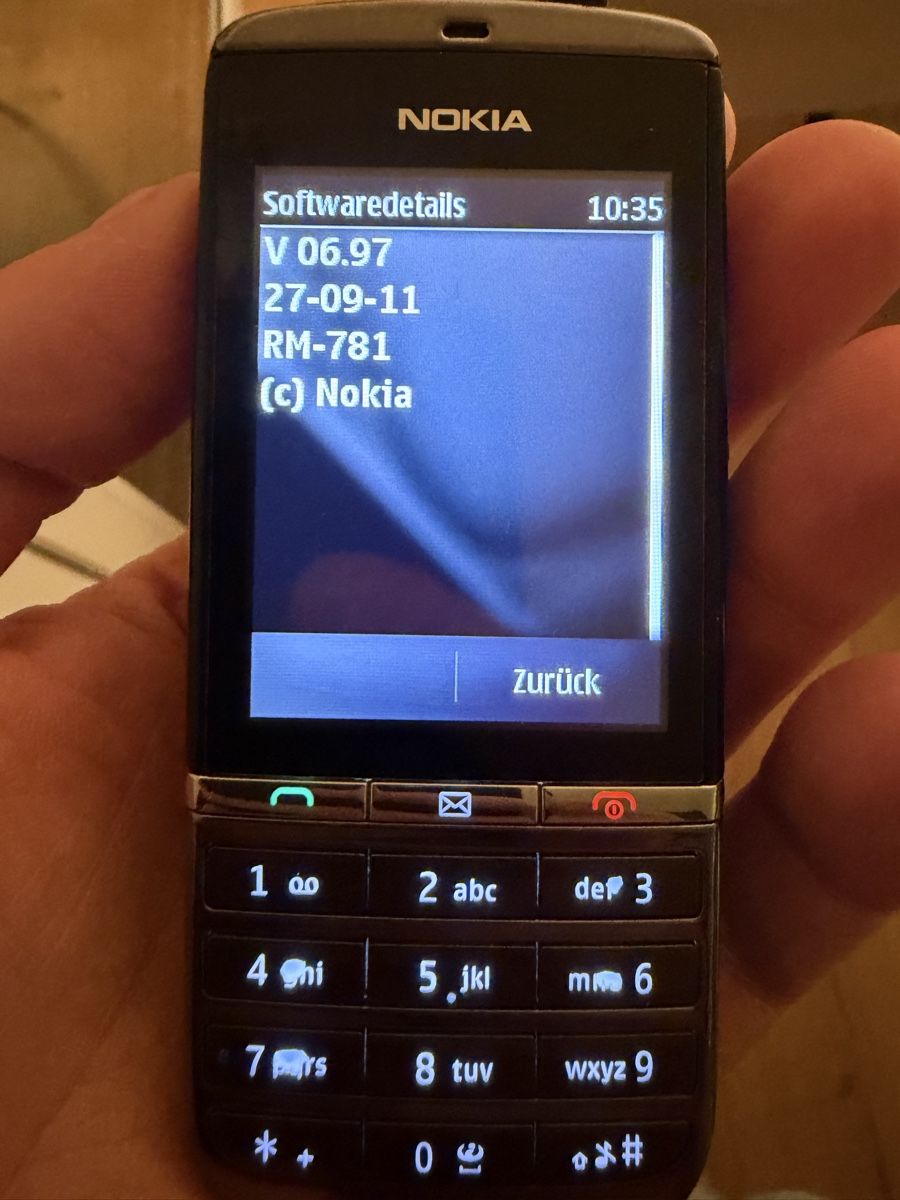 Nokia Telefoni cellulari / Smartphones: Nokia Asha 300 touch – Usato da Sonnental venduto da rru_jxd2 1