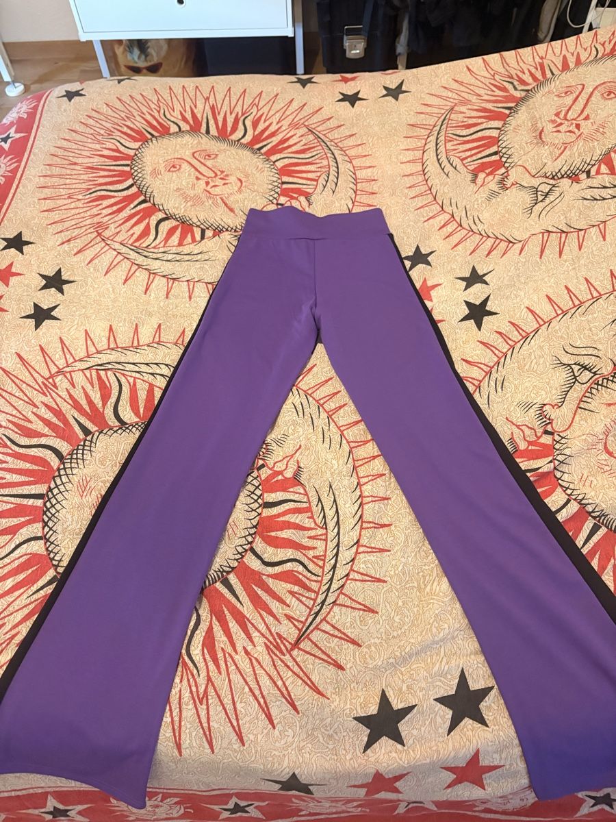 Puma Hosen: Puma jogging, jambes évasées  – Neu und originalverpackt aus Lausanne von 13IOANALESSA12 1