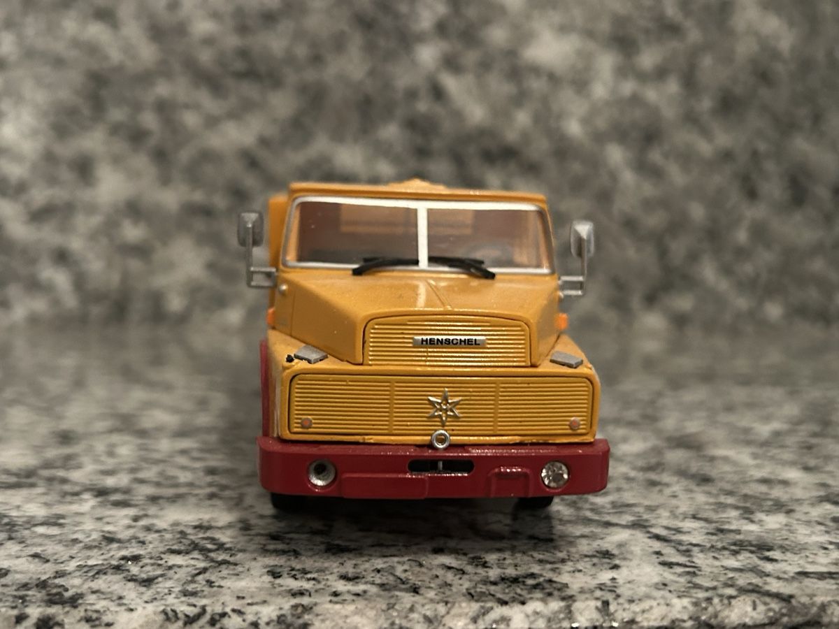 Kits de montage: Henschel Kipper, 1:50 – D'occasion à Horw par Tigercat635 1