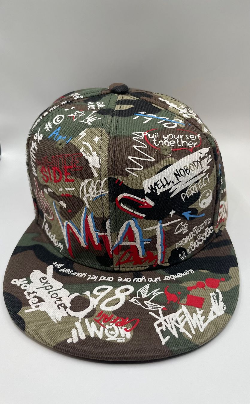 Lotti di vestiti: 1X Compton Cap 1X Graffiti Baseball cap , Camouflage Muster. – Usato da Bubikon venduto da SwissSecondLife 4