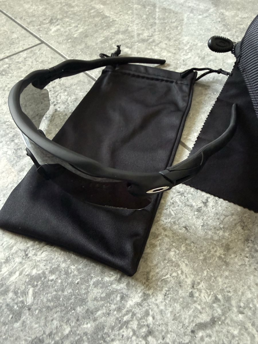 Oakley Lunettes & Verres: EV Radar Path Oakley – Neuf (Voir description) à Allschwil par Raichu.74 4