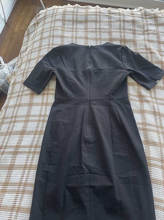 Robes: Etuikleid, Grösse 38 – D'occasion à Luzern par ramona.villiger 1