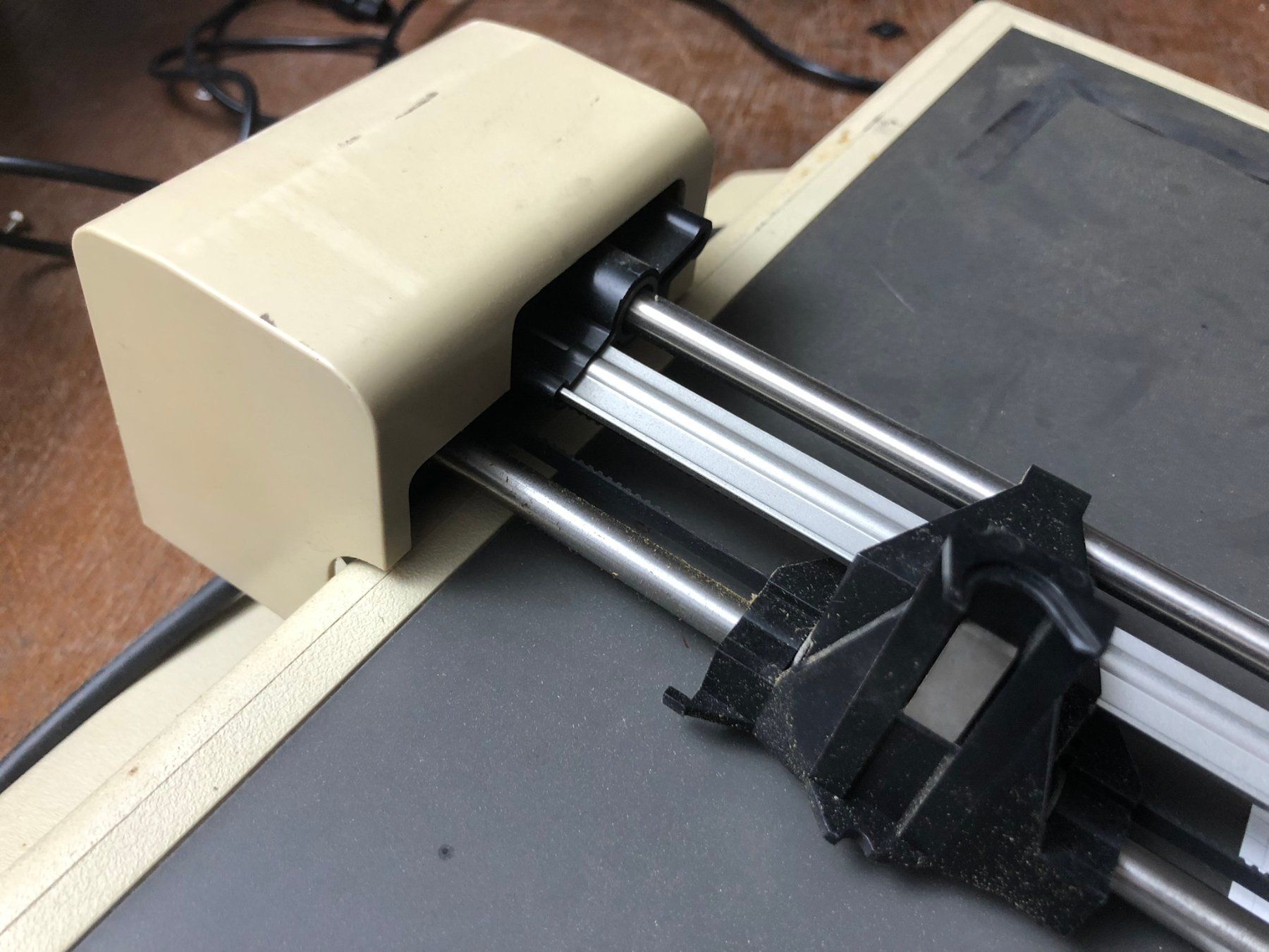 Stampanti: X-Y-Plotter von Graphitec, Modell MP1000 – Usato da Hinterkappelen venduto da atomschnee 1