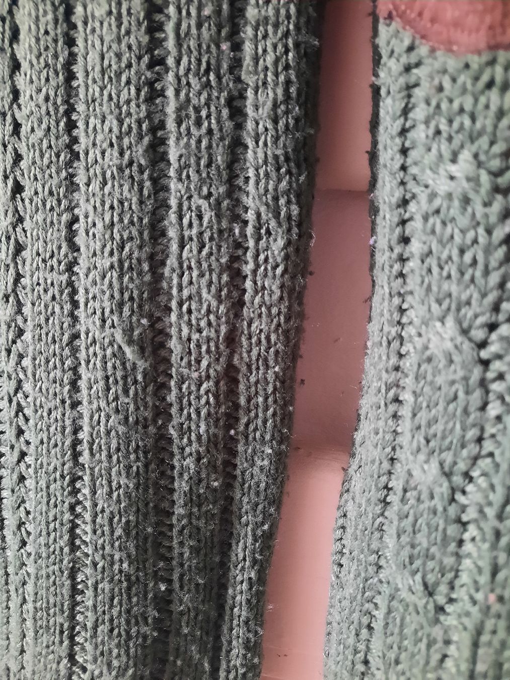 Maglioni & Felpe: Pull vert, taille S – Usato da La Chaux-de-Fonds venduto da cel_k2b7 4