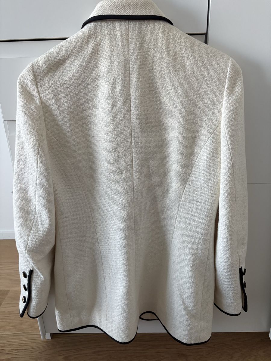 Chanel Giacche: Chanel jacket  – Usato da St. Gallen venduto da ott_f827 2
