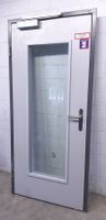 Brandschutztüre 85 x 200cm mit feuerfestem Glas und Zarge