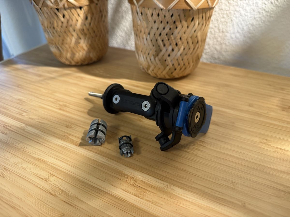 Quad Lock Support: QUADLOCK Motorcycle Fork Stem Mount + Vibration Dampener – D'occasion à Luzern par Jack_flow26