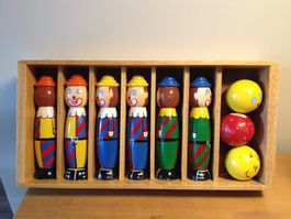 jeu de quille  peint à la main - handbemaltes Bowlingspiel