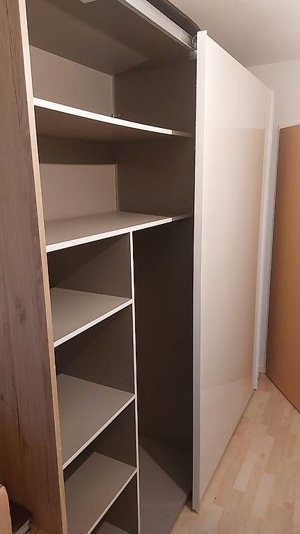 Micasa Armoires: Schrank mit Schiebetür Micasa – D'occasion à Baar par max_vj55 4