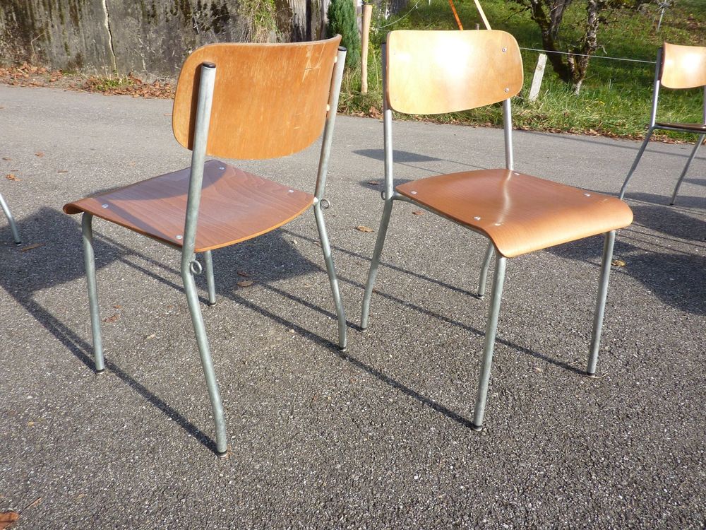 50 Stühle Holzstühle Stapelstühle Seminarstühle stapelbar 2