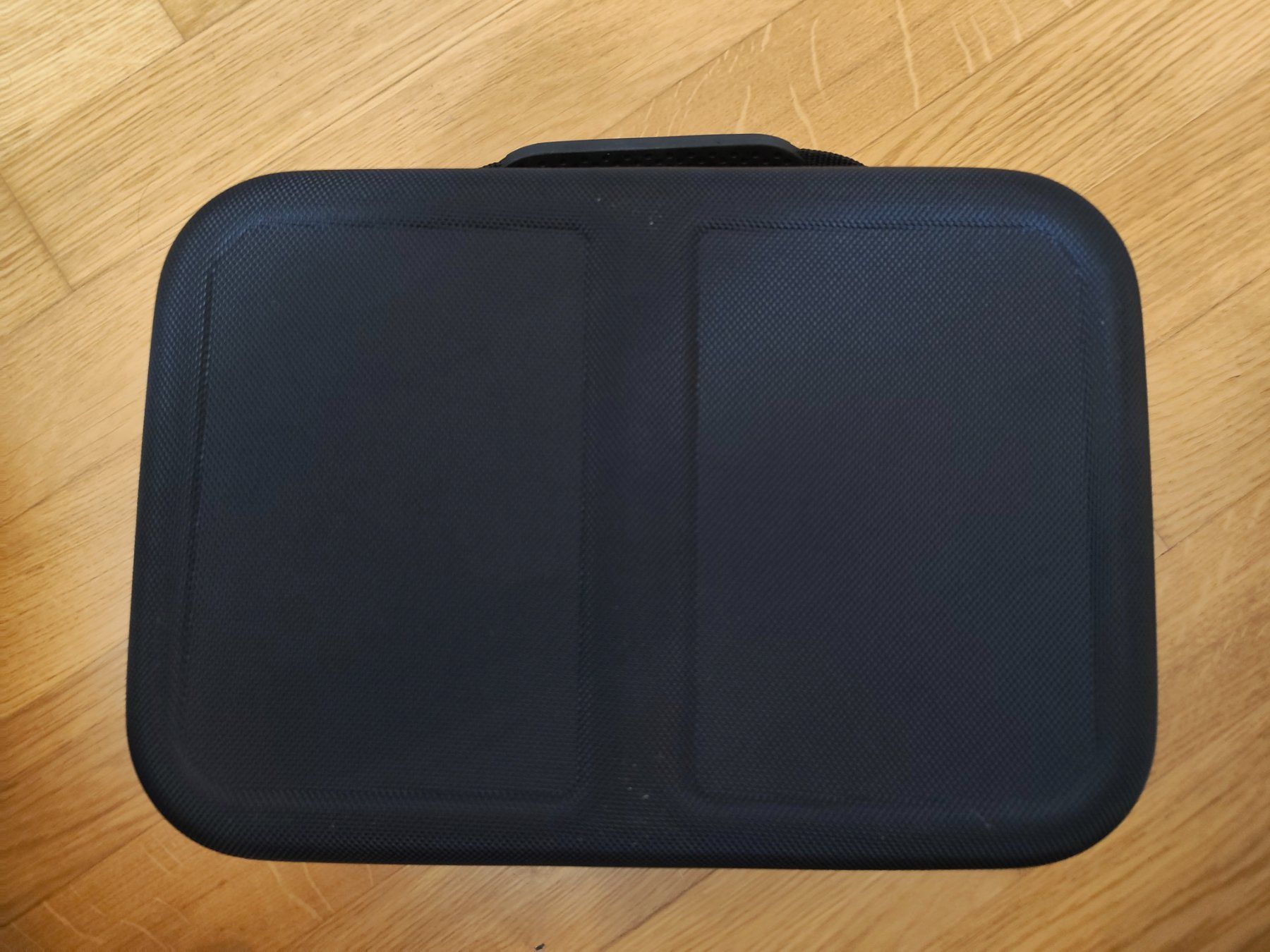 Nintendo Consoles: Nintendo Switch Reisetasche Hardcase mit Griff – Neuf (Voir description) à Niederrohrdorf par MystoganZ 2