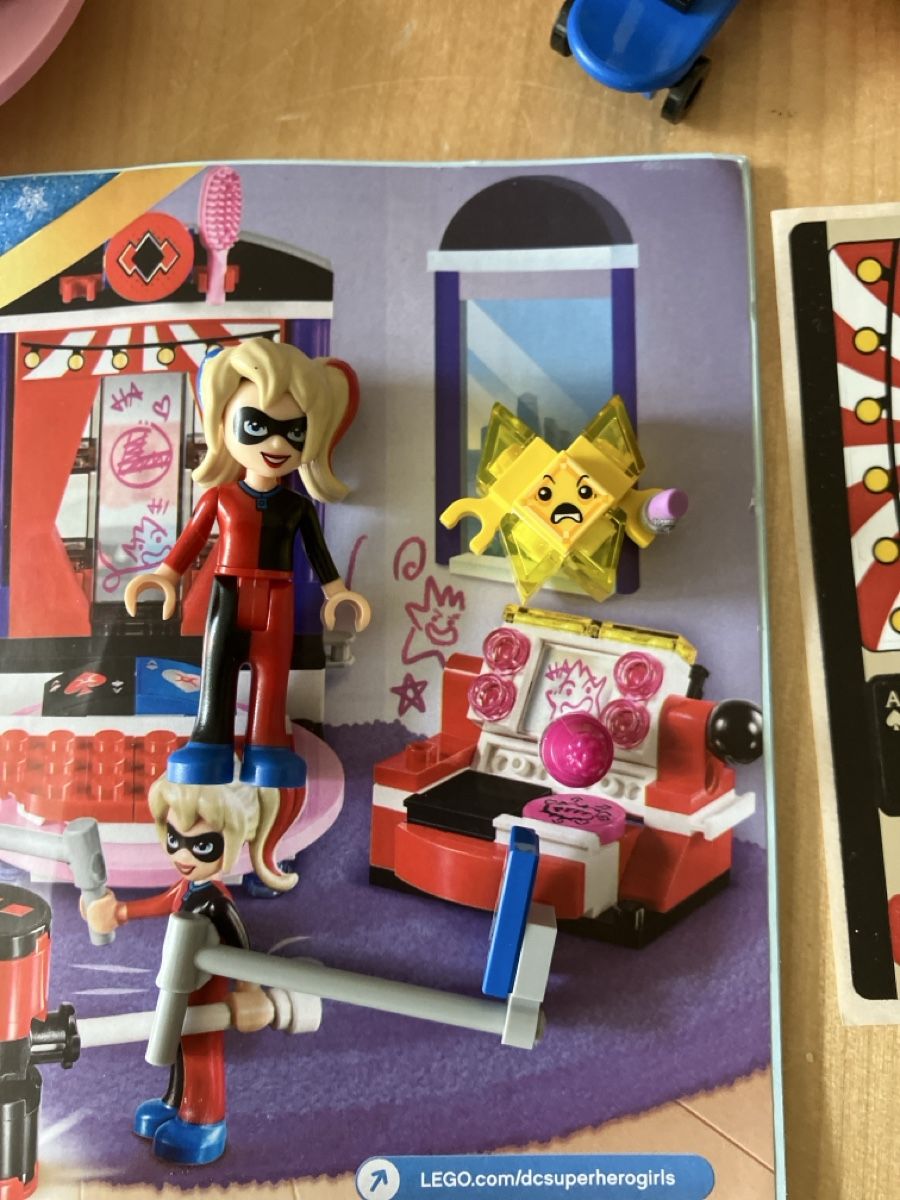 Lego Kit di costruzioni: Lego 41236 Harley Quinn Dorm – Usato da Glarus venduto da Jhuber78 1