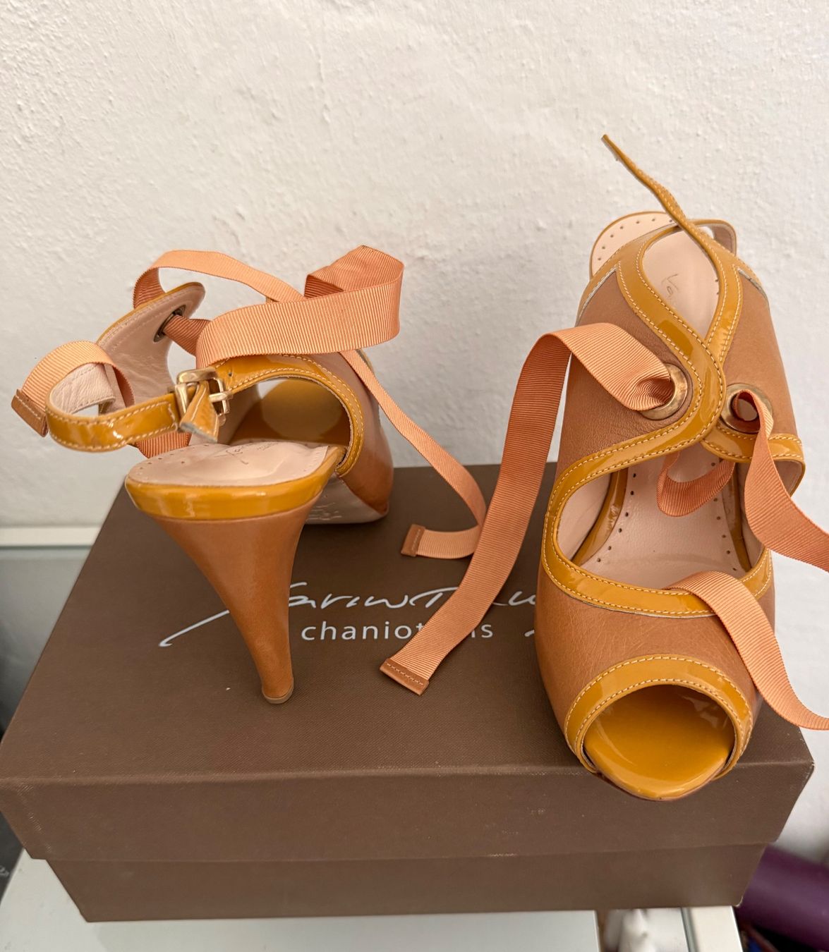 Scarpe da donna: Retro Still Damenschuhe Sandalen Grösse 40, neu mit Karton – Nuovo e nell'imballaggio originale da Richterswil venduto da CarlotaMaria 1