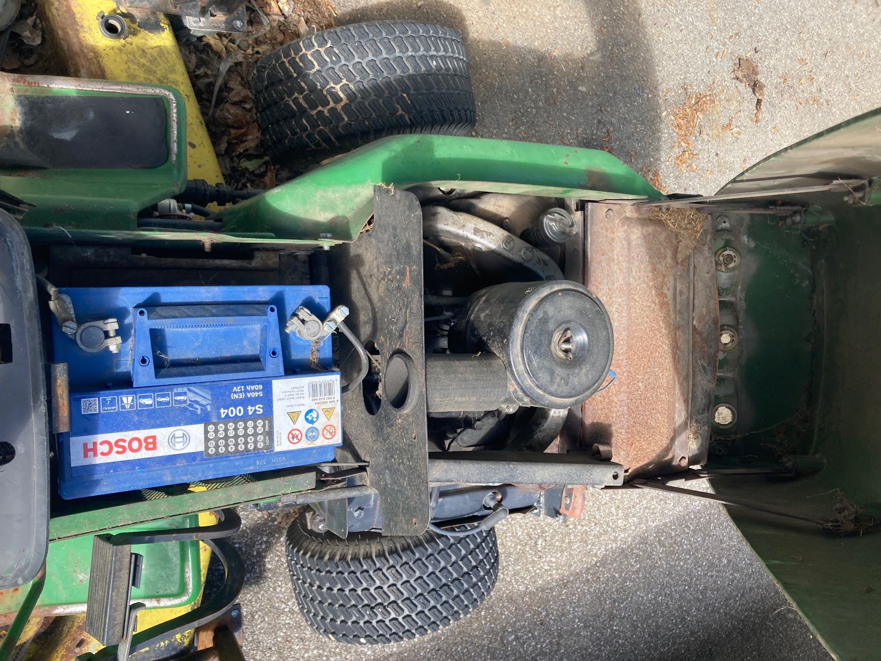 John Deere Tagliaerba: Tracteur-Tondeuse John Deere 400 – Usato da Romanel-s-Lausanne venduto da MG_IG_PN 5
