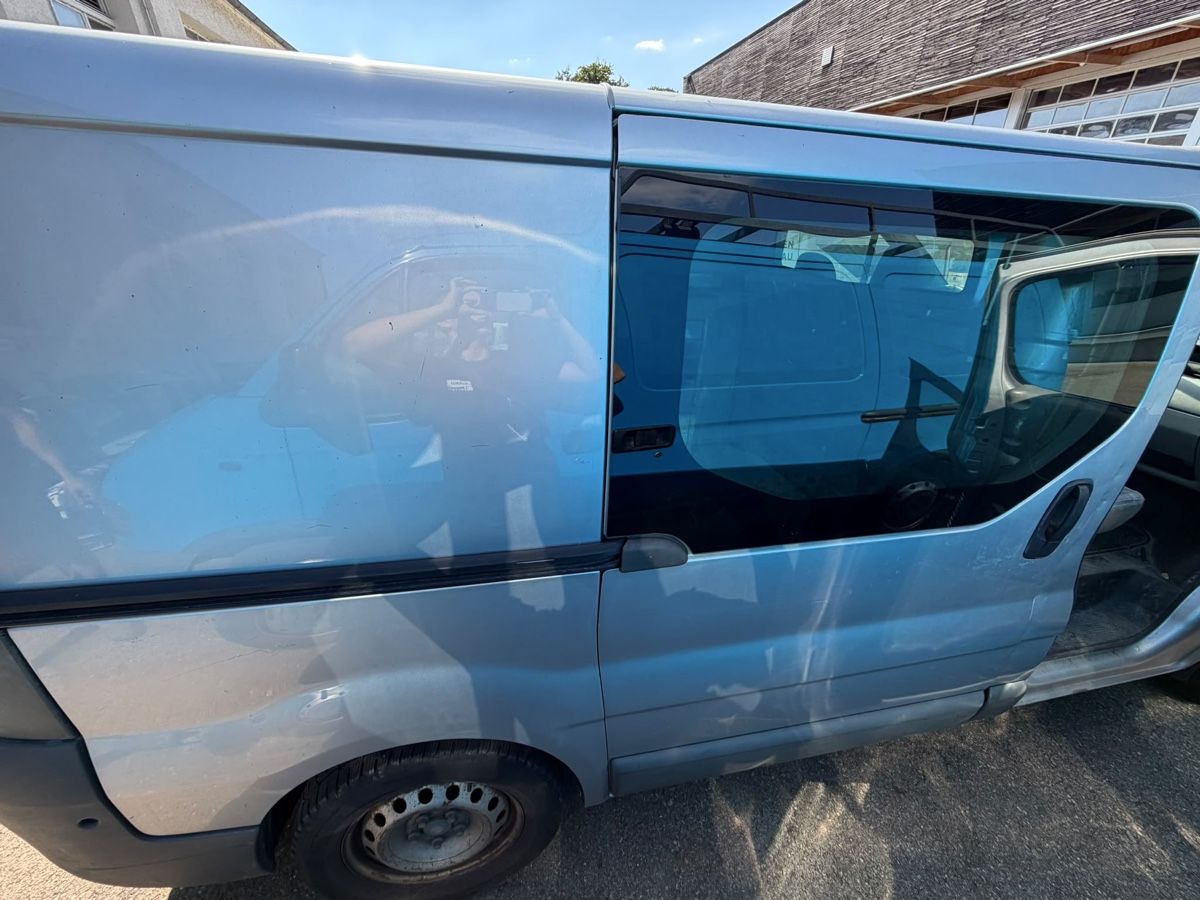Renault Veicoli commerciali: Renault Trafic  2010 1.9l Diesel – Usato da Bussnang venduto da asa_nh26 7