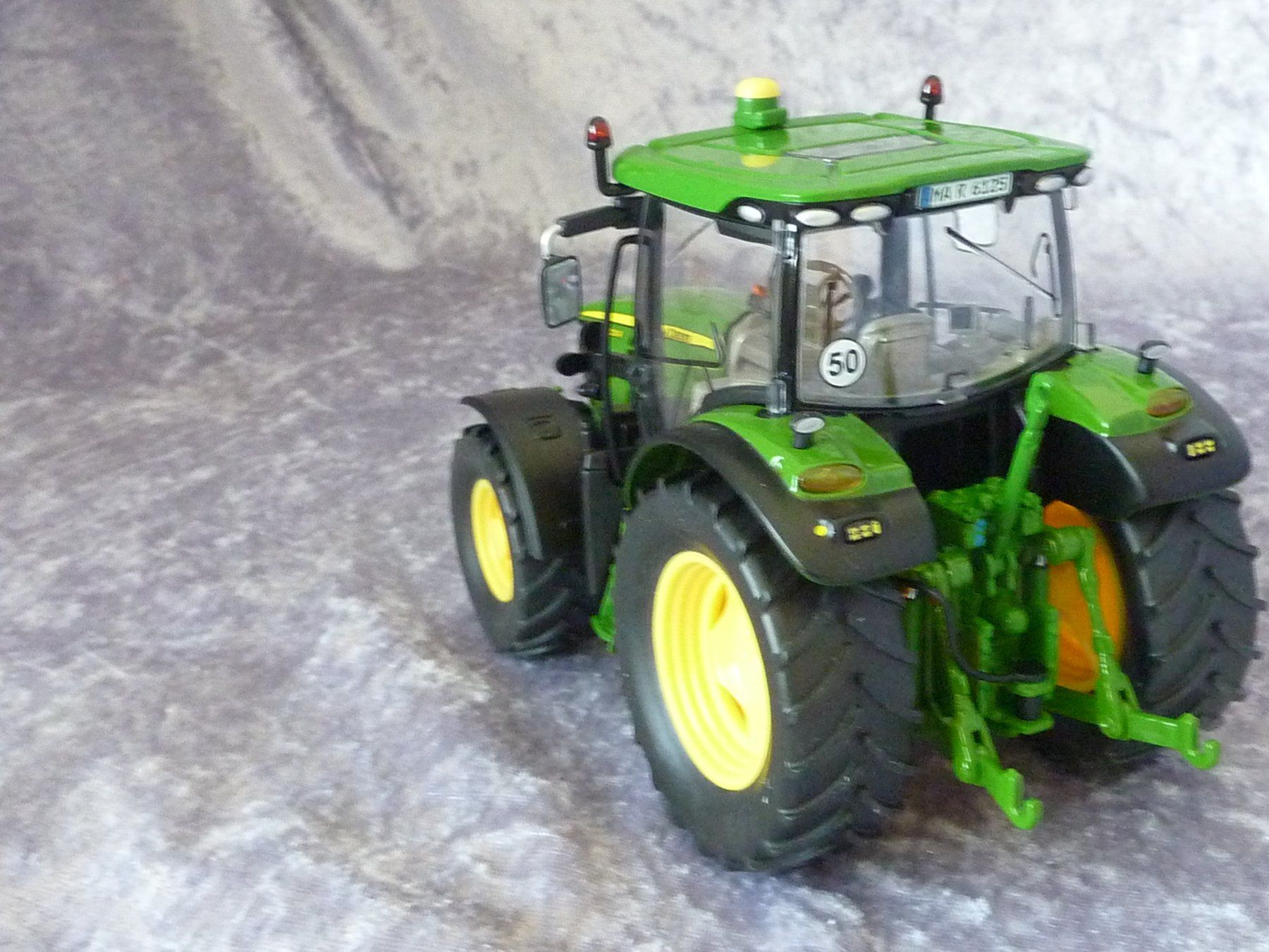 Modellbausätze & Standmodelle: John Deere 6125R  1:32 – Neu (gemäss Beschreibung) aus Dürrenäsch von modellautos4you 2