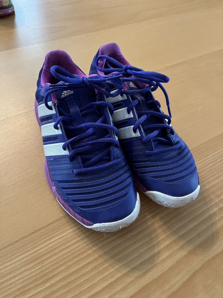 Adidas Scarpe da uomo: Adidas Hallenschuh, Gr. 37.5 – Nuovo (secondo la descrizione) da Betschwanden venduto da _janinee_ 1