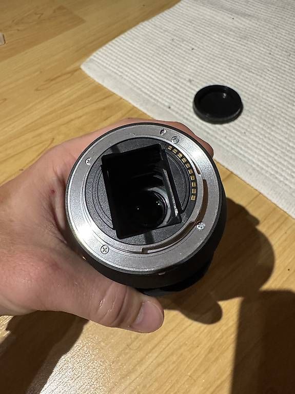 Sony Objectifs: Sony FE 3.5-5.6/28-70 OSS – D'occasion à Unterseen par paromaka 2
