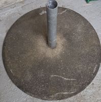 Sonnenschirmständer rund Beton Rohreinsatz
