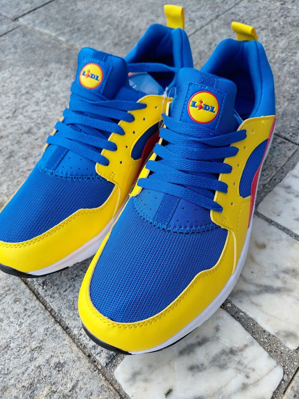 Lidl Scarpe da uomo: Sneaker Grösse 46 – Nuovo (secondo la descrizione) da Obfelden venduto da ly59nx 1
