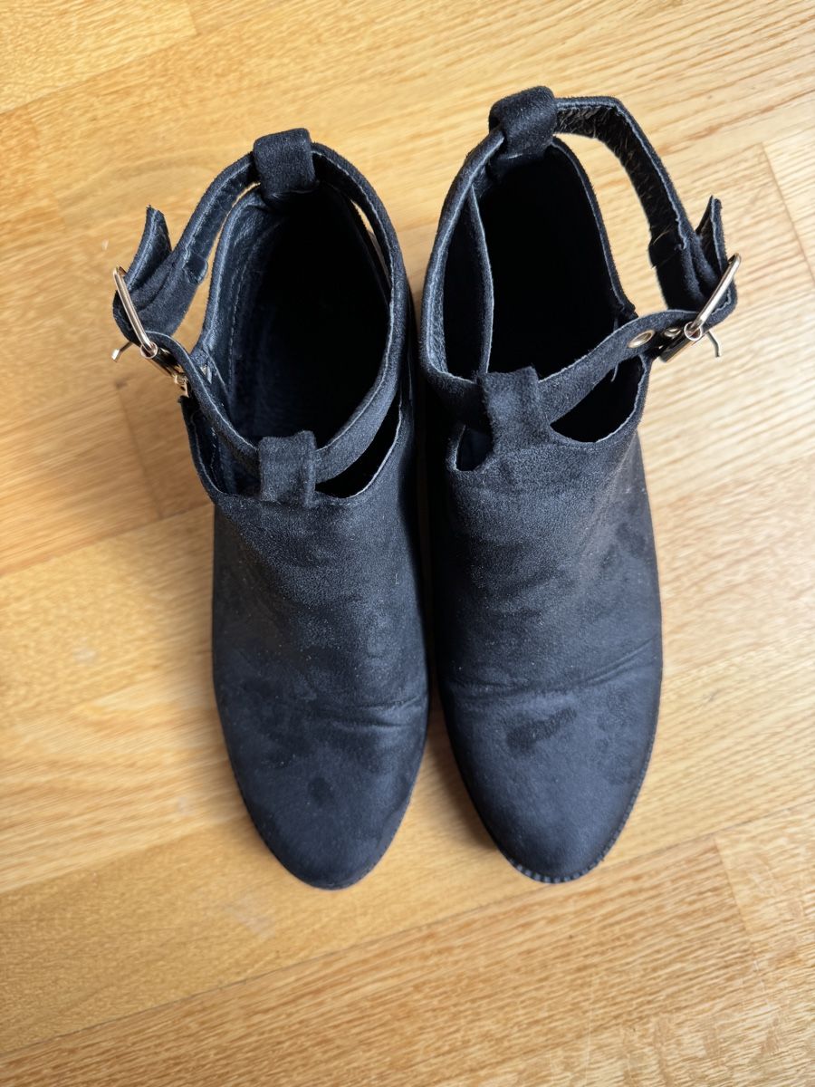 Scarpe da donna: Stiefeletten, schwarz, Grösse 39 – Usato da Luzern venduto da emm_nw8g 3