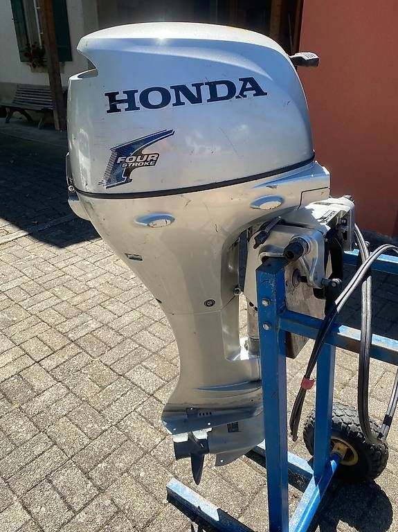 Motoren: honda 8PS Aussenbordmotor – Gebraucht aus Kleingurmels von rsteiner02