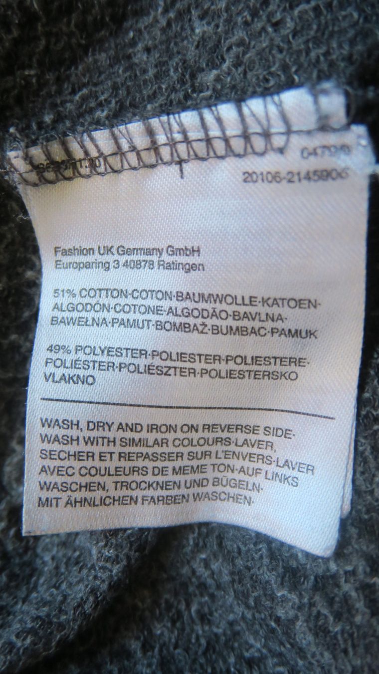 Hosen: Game/Playstation Trainer Gr. 158 – Gebraucht aus Davos Platz von Infinity795 3