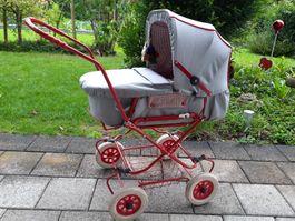 Puppenwagen