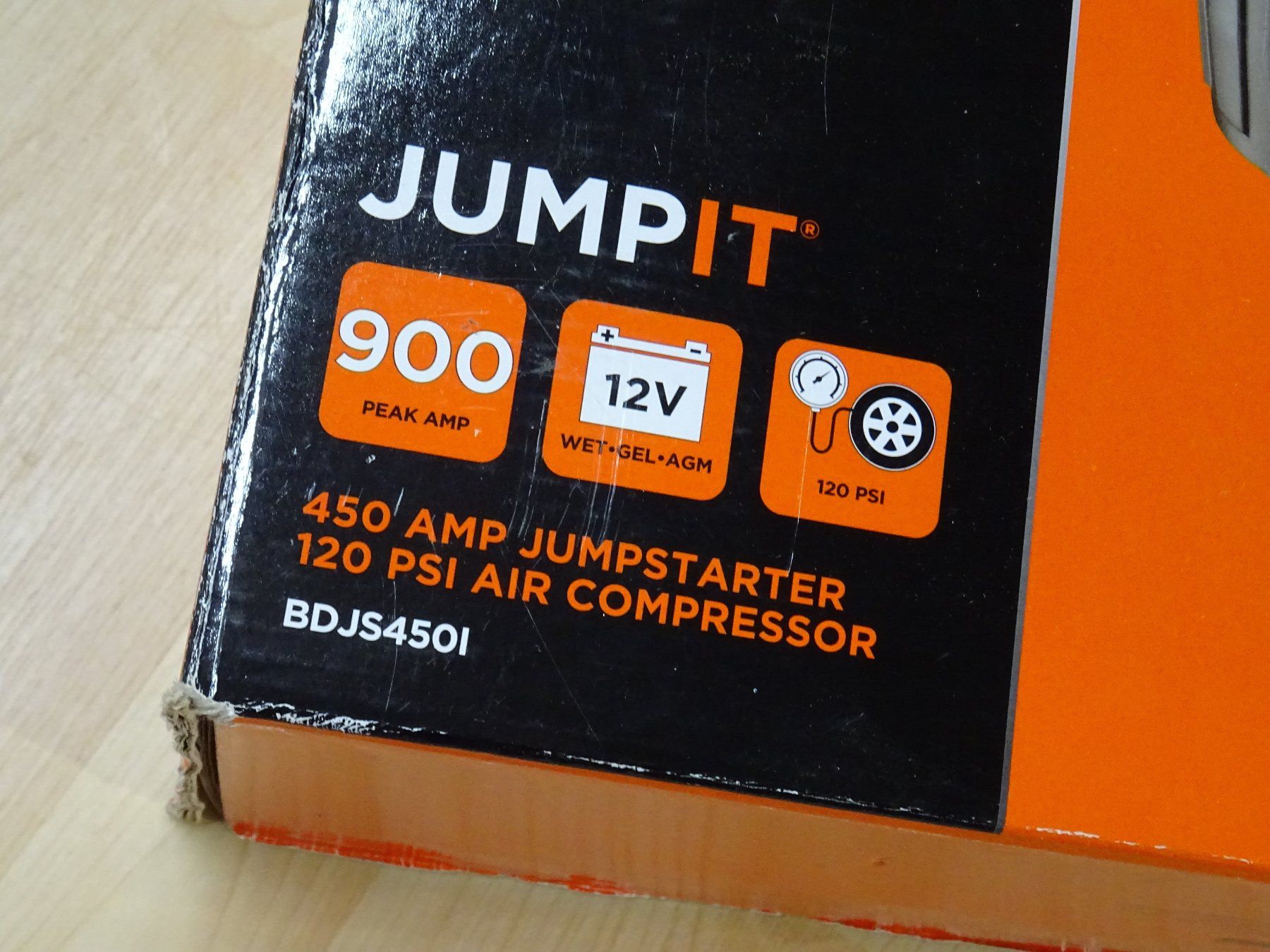 Caricabatterie: Starthilfe Jump Starter Black&Decker BDJS450l mit Kompressor – Usato da Rothrist venduto da heinrich1966 7