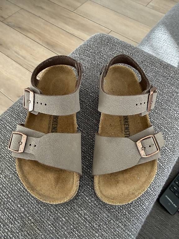 Scarpe per ragazzi: Birkenstock pour garçons en taille 27 – Usato da Bussigny venduto da nan_nw9d 3
