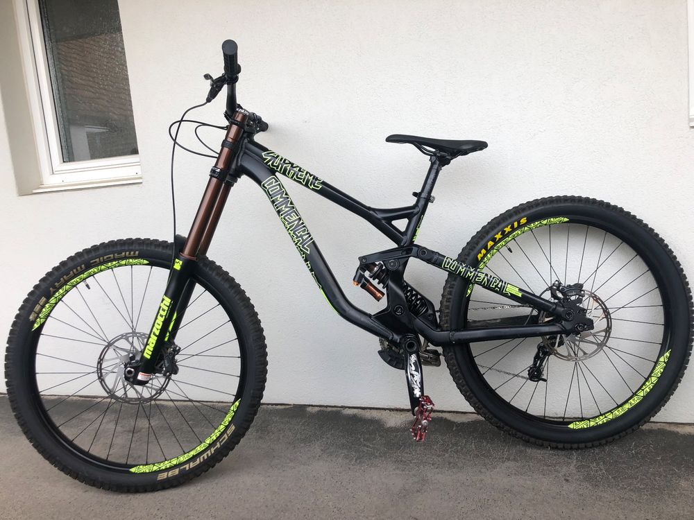 Commencal Supreme Dh V3 Downhill Bike 27 5 Kaufen auf Ricardo