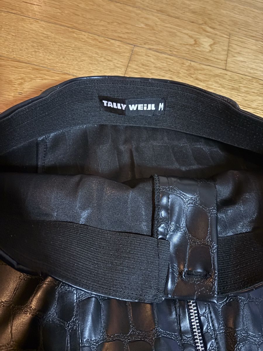 Gonne: Schwarzer Lederoptik Maxi Rock mit Reissverschluss Schlitz M – Nuovo e nell'imballaggio originale da Urdorf venduto da Schnuffi06 2