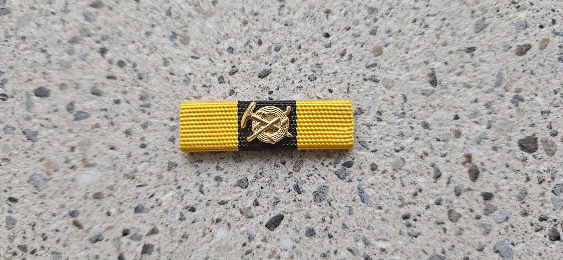 Schweizer Armee Placchette & Badge: *** Hochgebirgsabzeichen Ribbon *** – Nuovo (secondo la descrizione) da Riedholz venduto da fr_sIruP