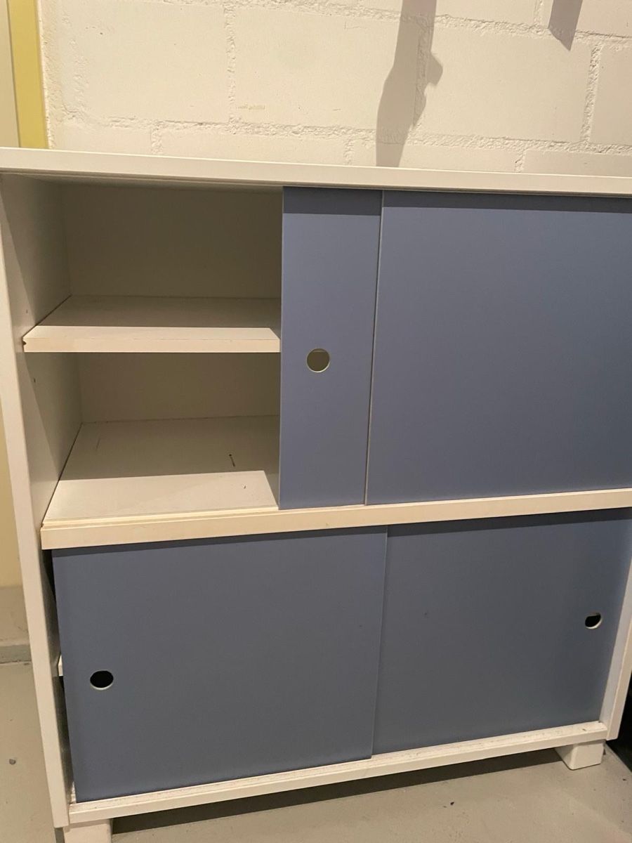 Kommoden: Sideboard mit Schiebetüren – Gebraucht aus Schwyz von saraver