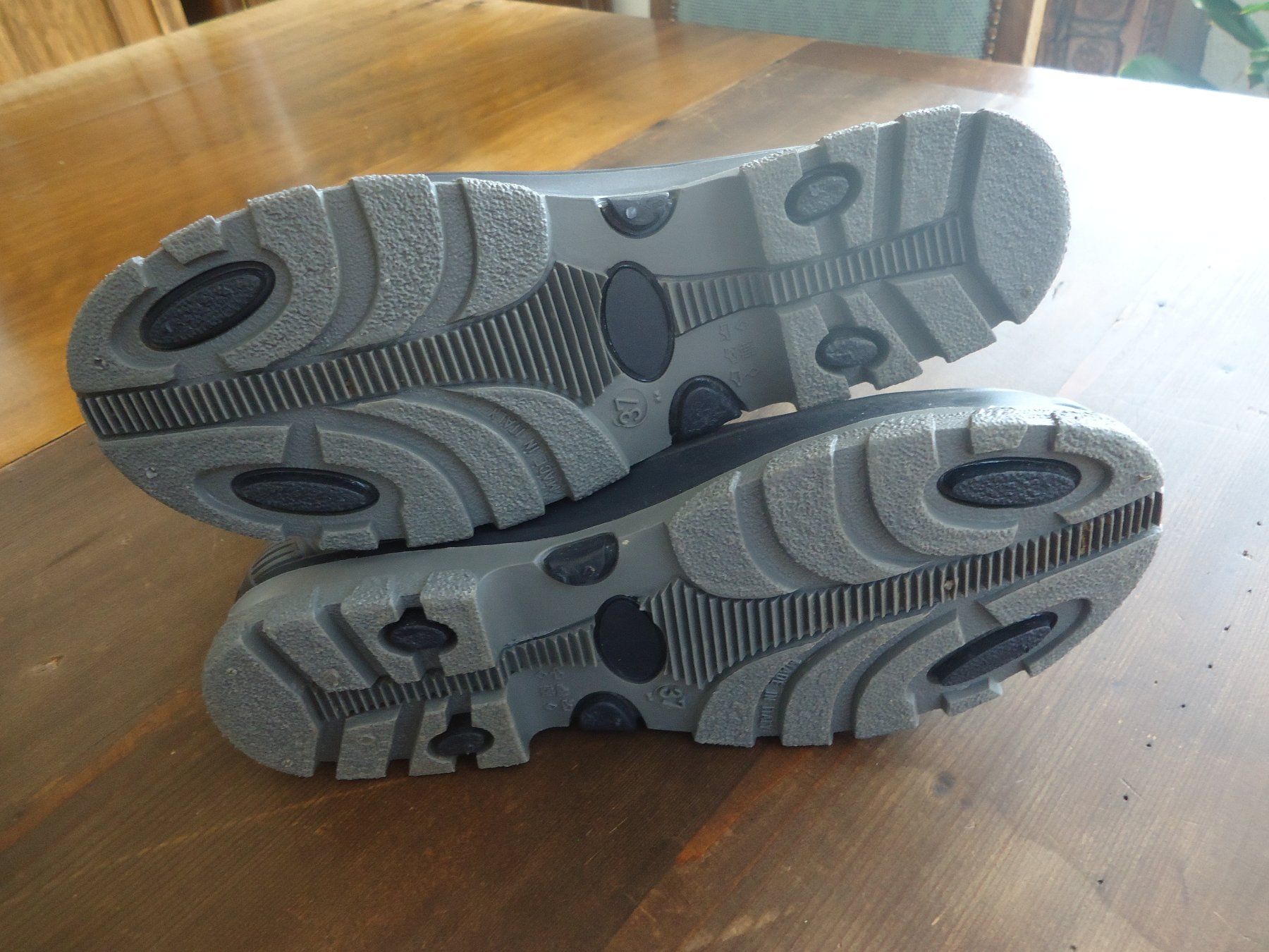 Scarpe da uomo: Bottes de pluie - 37 - Neuves - Atrium – Nuovo (secondo la descrizione) da Vessy venduto da mafabe 3
