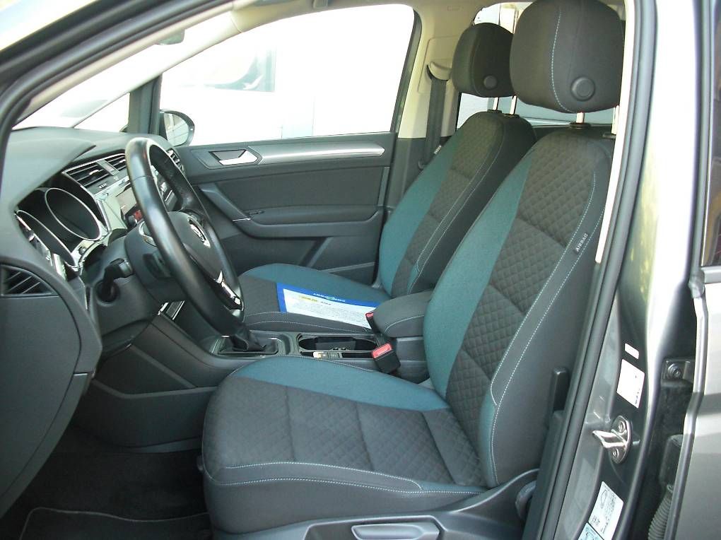 Automobili: VW Touran 1.5 TSI R-Line – Usato da Romont venduto da maximus80 4
