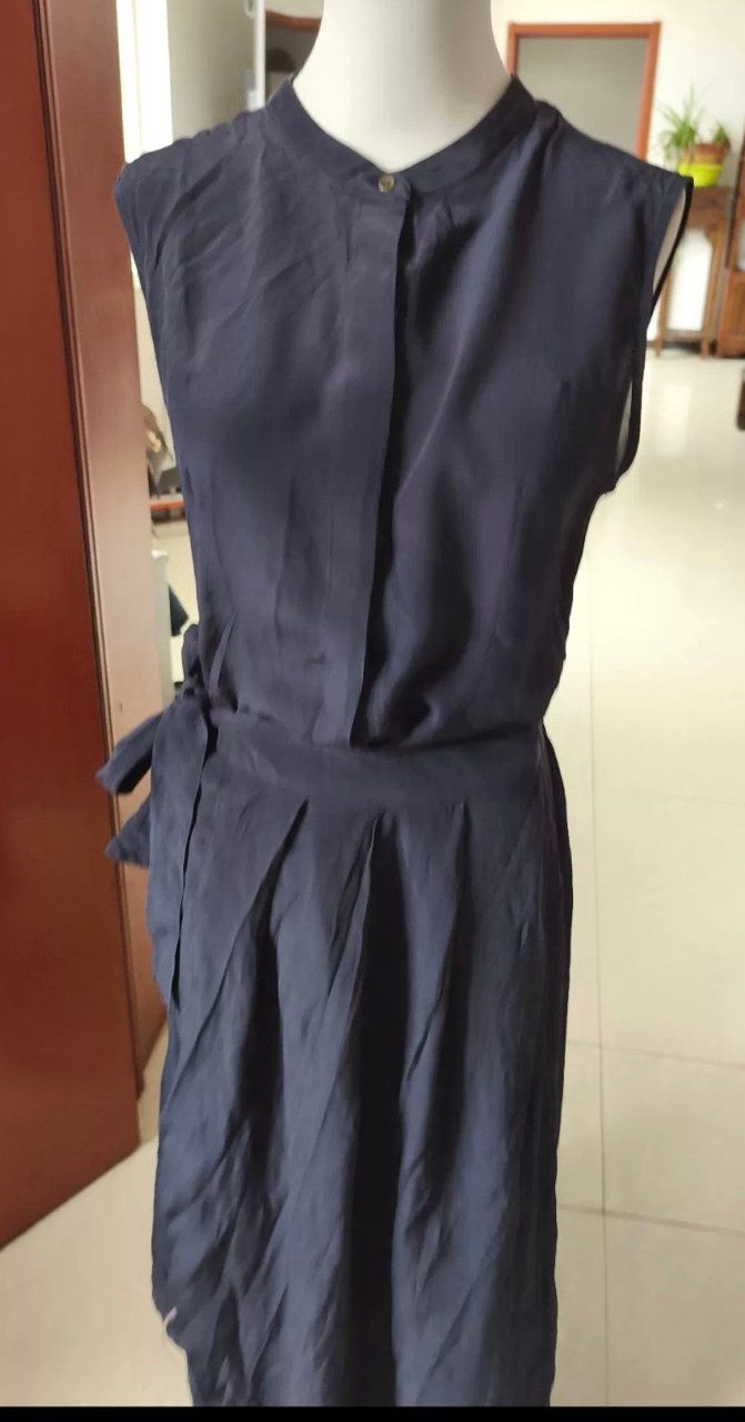Vestiti: Kleid – Usato da Eglisau venduto da SAM240186