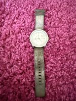 Diesel Uhr, funkelnd, modisch, schick im Sommer
