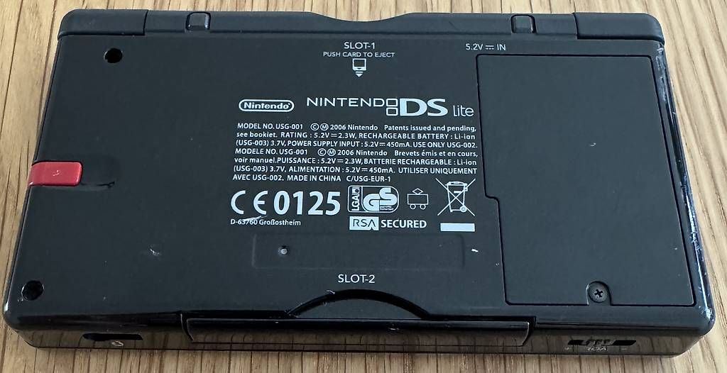 Nintendo Konsolen: Nintendo DS lite schwarz #2 – Gebraucht aus Volketswil von IT-Mac 2