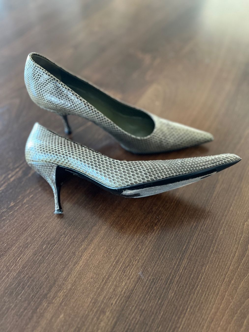 Prada Scarpe da donna: Prada - Pumps Kitten Heel Gr. 40 – Usato da Ebmatingen venduto da Mistelu 5