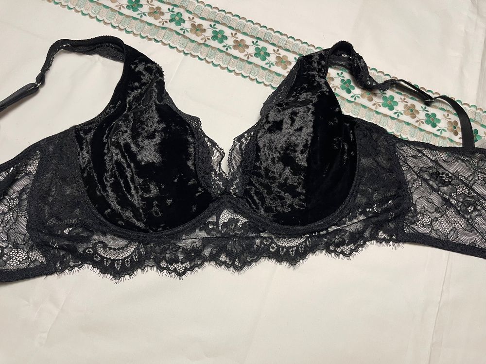 Intimissimi Reggiseno nero velluto e pizzo taglia e 85 A B. Kaufen auf Ricardo