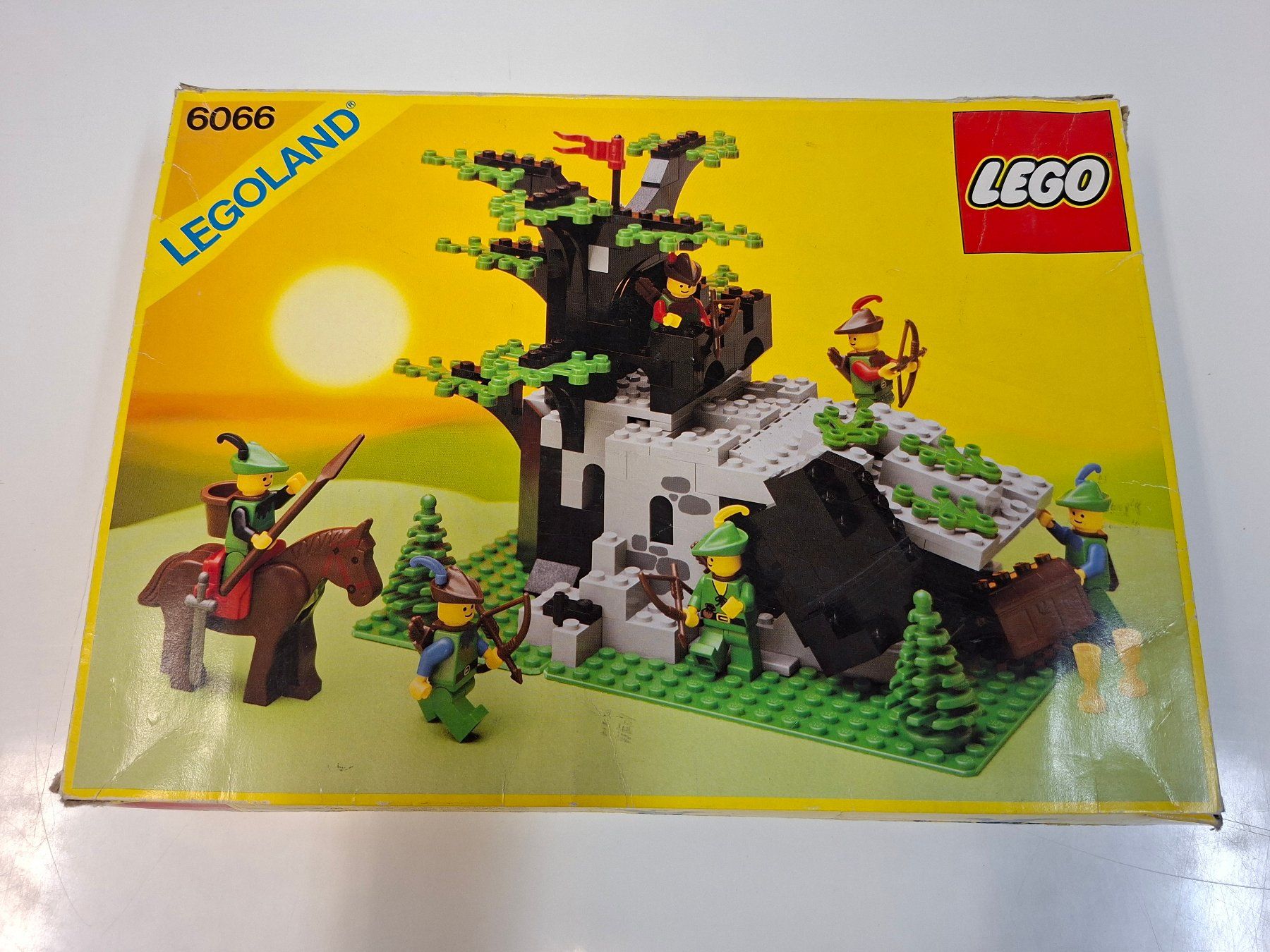 Lego Giocattoli: Lego 6066 Forestmen Camouflaged Outpost OVP – Usato da Sils im Domleschg venduto da AMAG_AUDI_ZH
