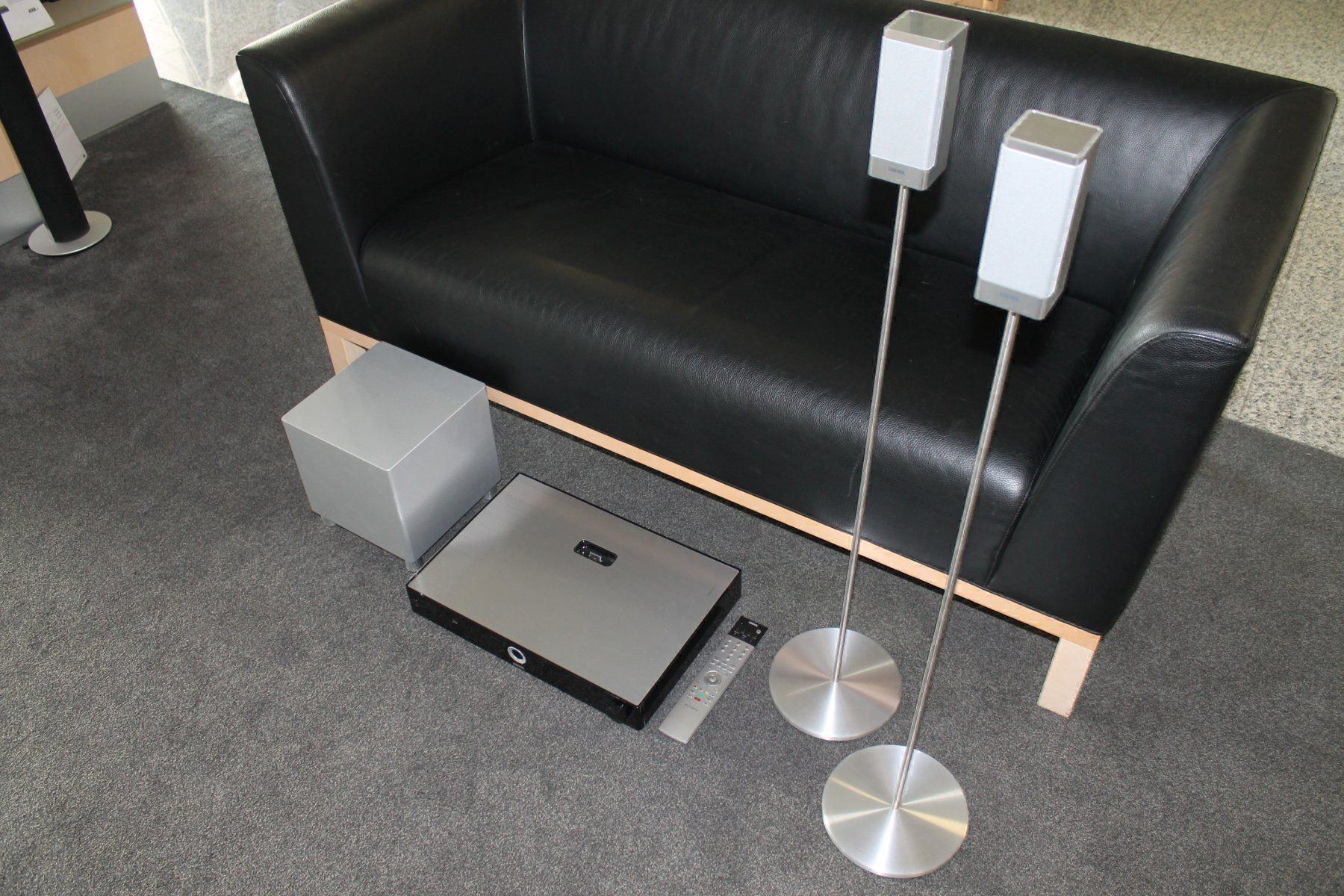 Loewe Lettore multimediale & Streamer: Loewe MediaVision 3D – Nuovo (secondo la descrizione) da Hochdorf venduto da av-electronics