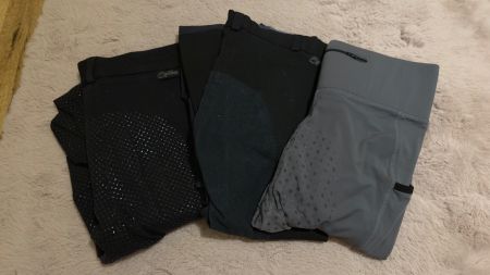3er Set: 2 Reithosen Equilibre gr. 42, 1 Leggings gr. 40