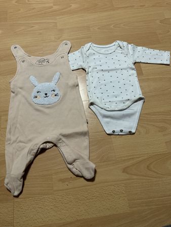 Baby Kleid