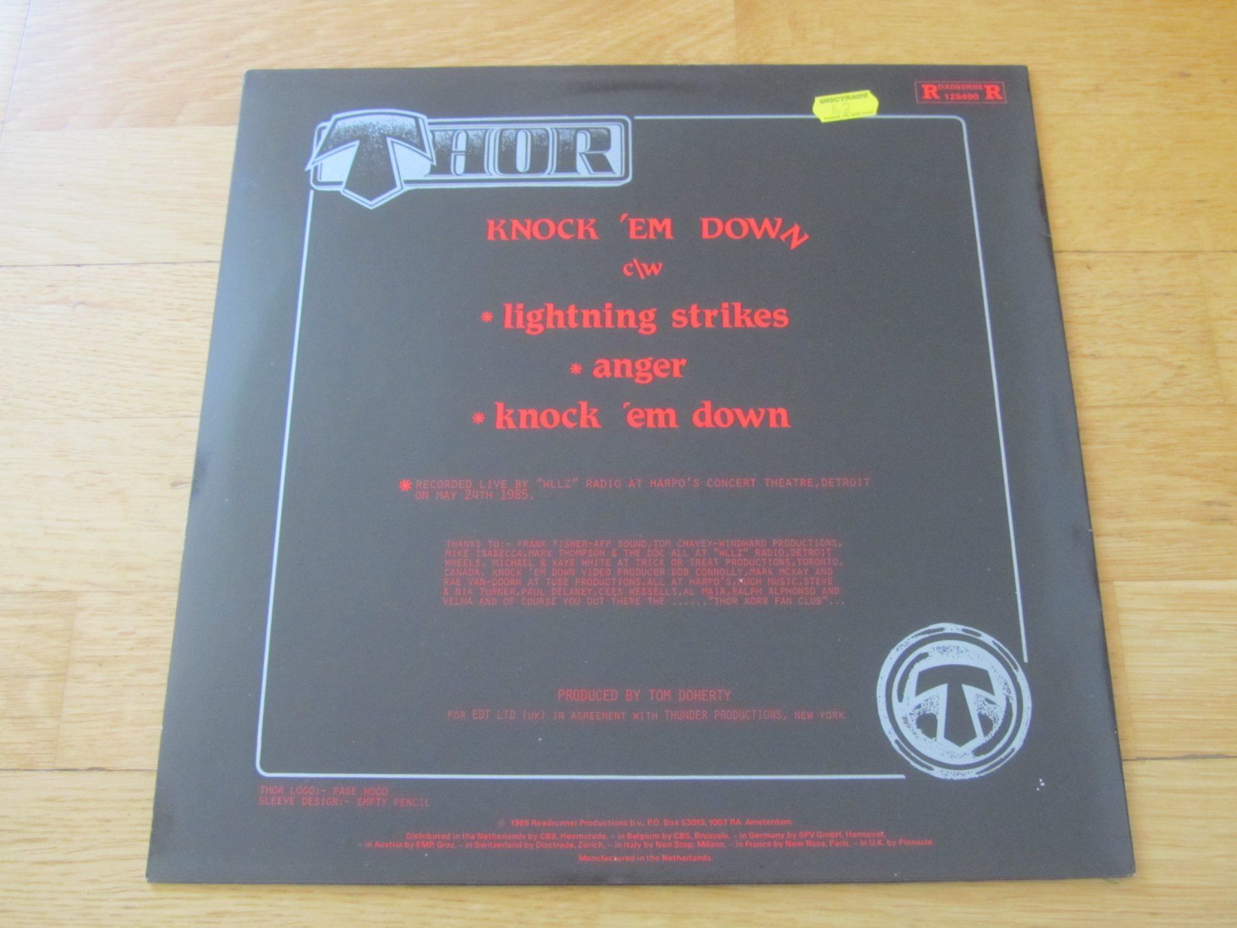 Dischi in vinile: THOR - Knock 'Em Down Maxi (Vinyl) – Usato da Seengen venduto da mikelele 3