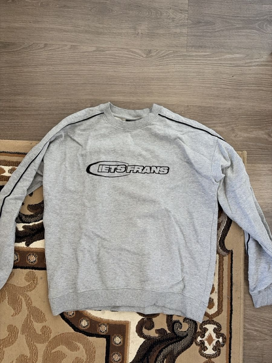 Urban Outfitters Pullover & Sweatshirts: IetsFrans Sweater – Gebraucht aus Auw von lil_zts9